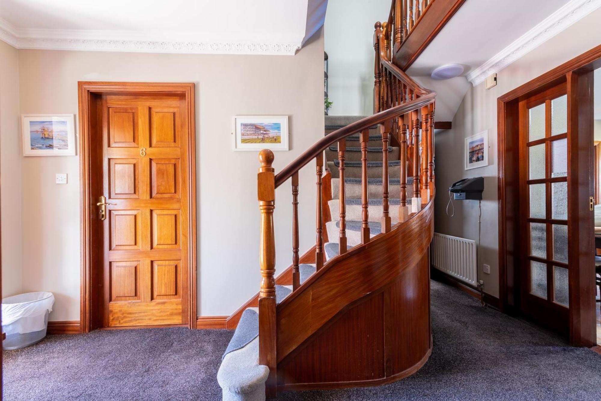 Avalon House Hotel Galway Bagian luar foto
