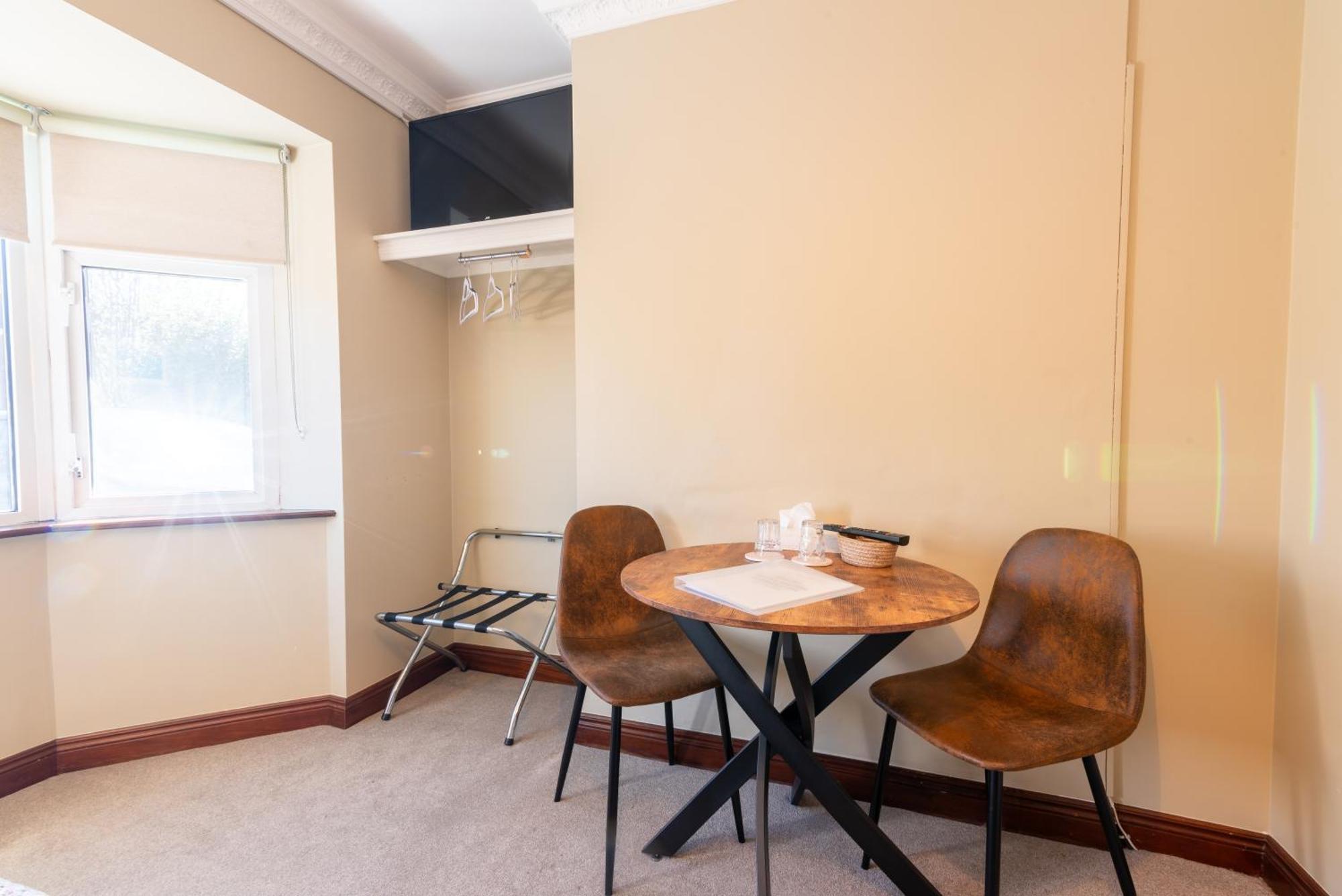 Avalon House Hotel Galway Bagian luar foto