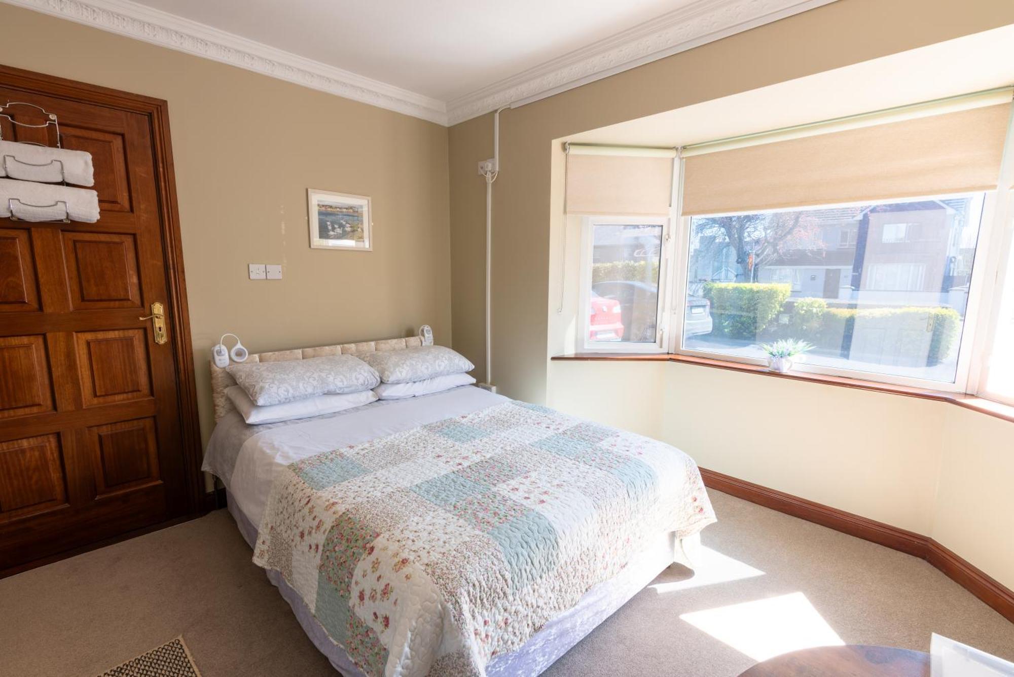 Avalon House Hotel Galway Bagian luar foto